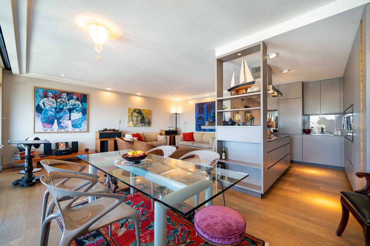 4 Zimmer möblierte Wohnung, Foto 1 von 9