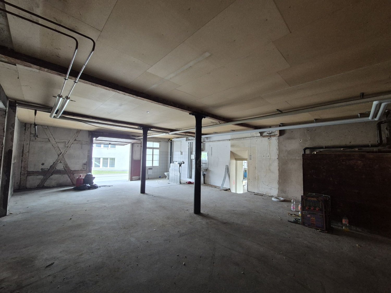 136m² commercial, Foto 4 von 4