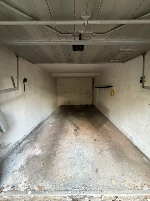 Tiefgaragenplatz, Foto 1 von 3