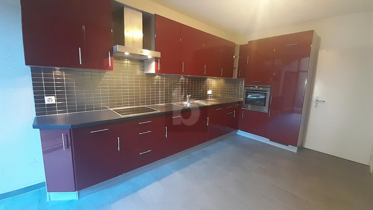 3 ½ Zimmer Reihenhaus, Foto 2 von 4