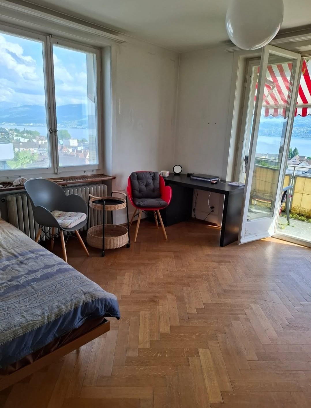 Room in a shared flat, Foto 1 von 3