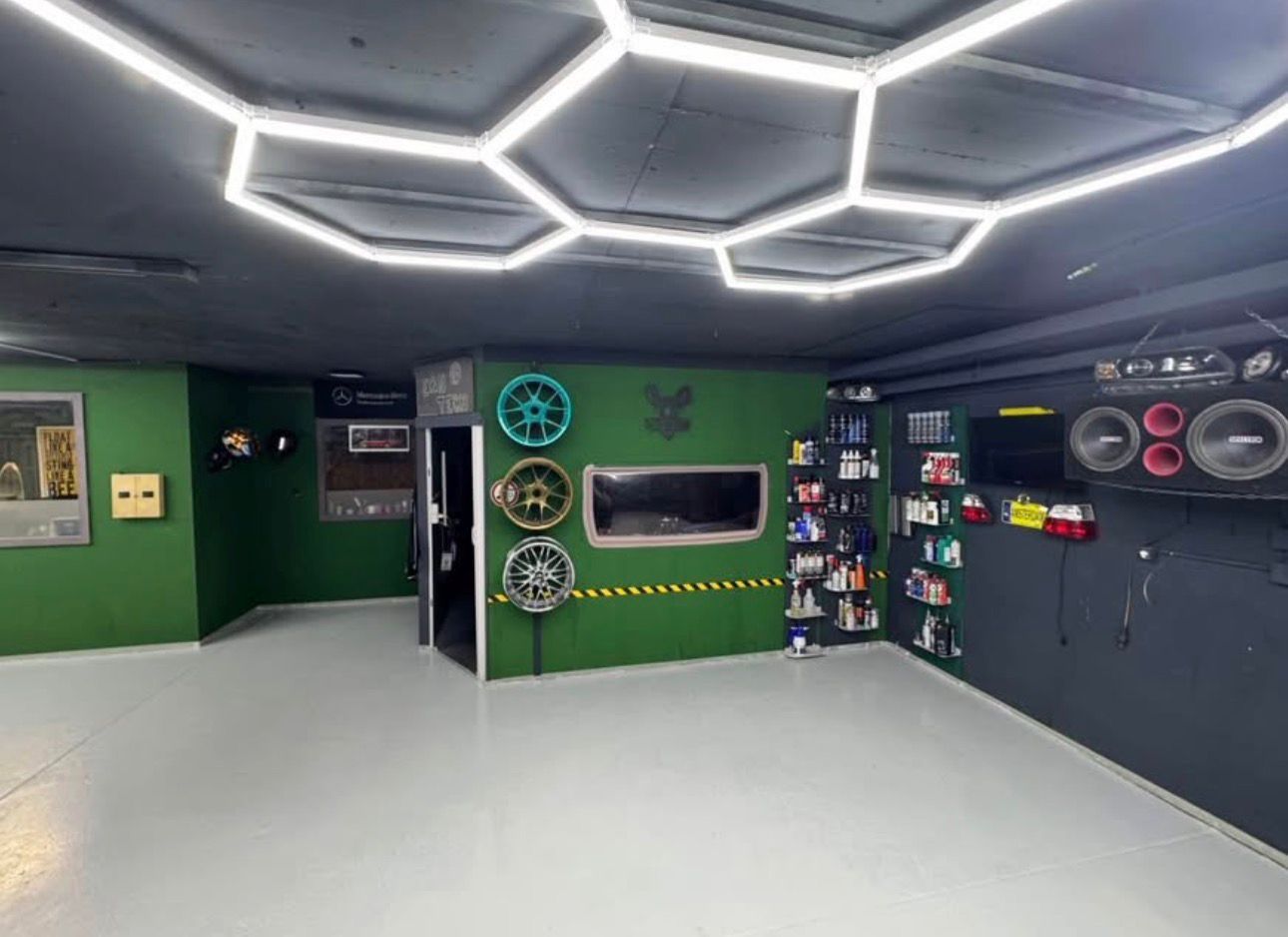 Officina di 120m²