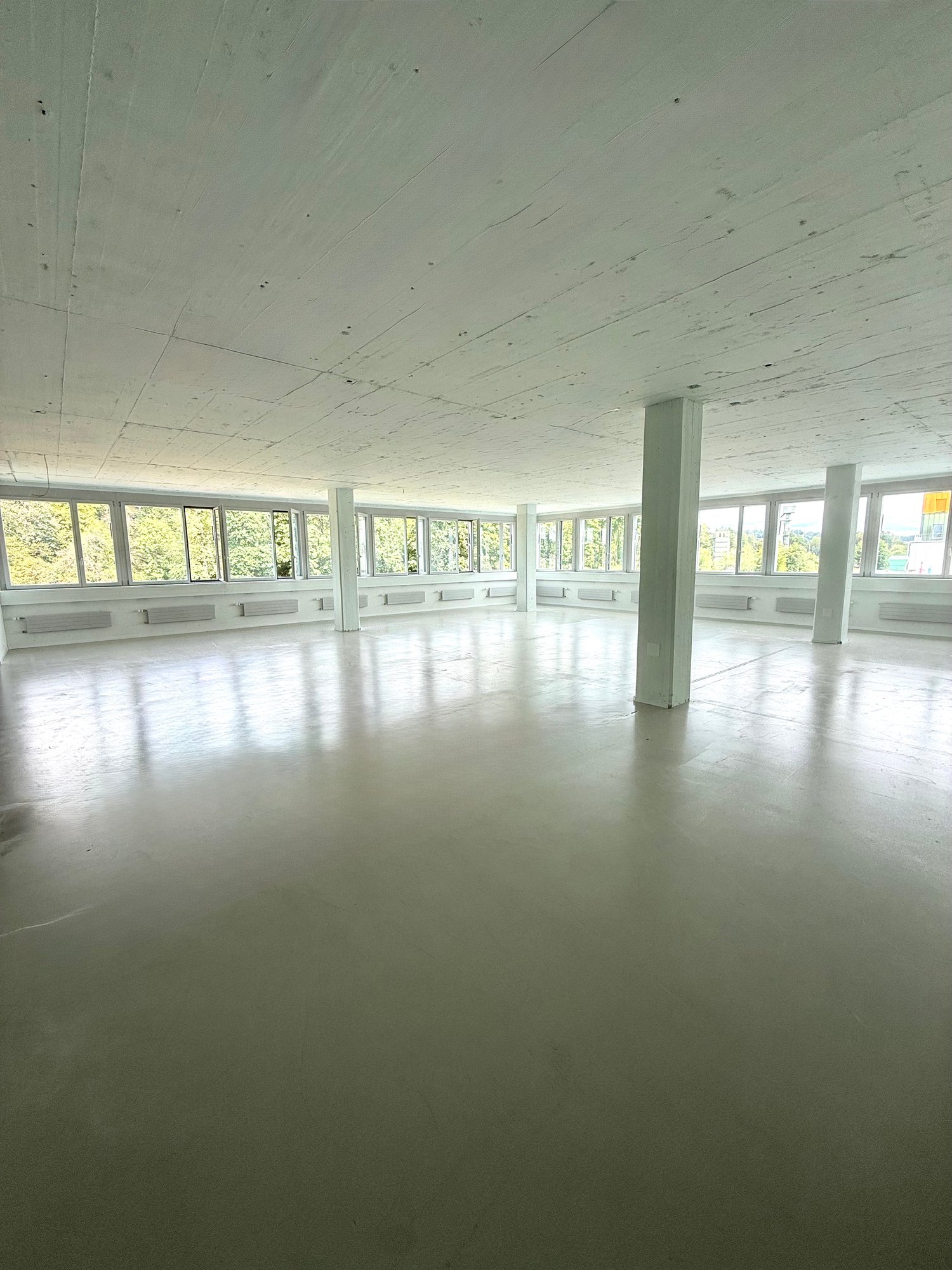 198m² industrial object, Foto 2 von 10