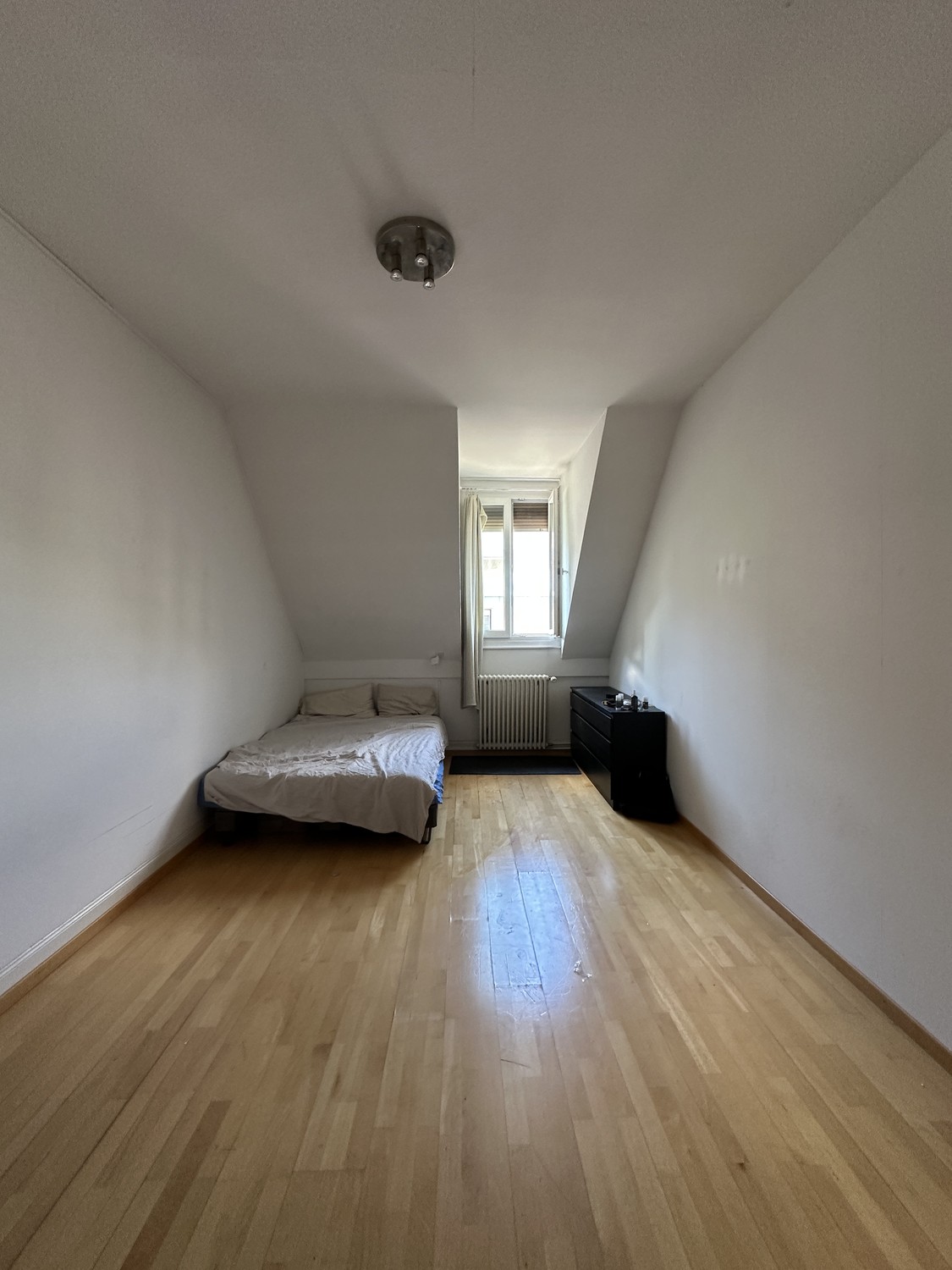 Room in a shared flat, Foto 1 von 5