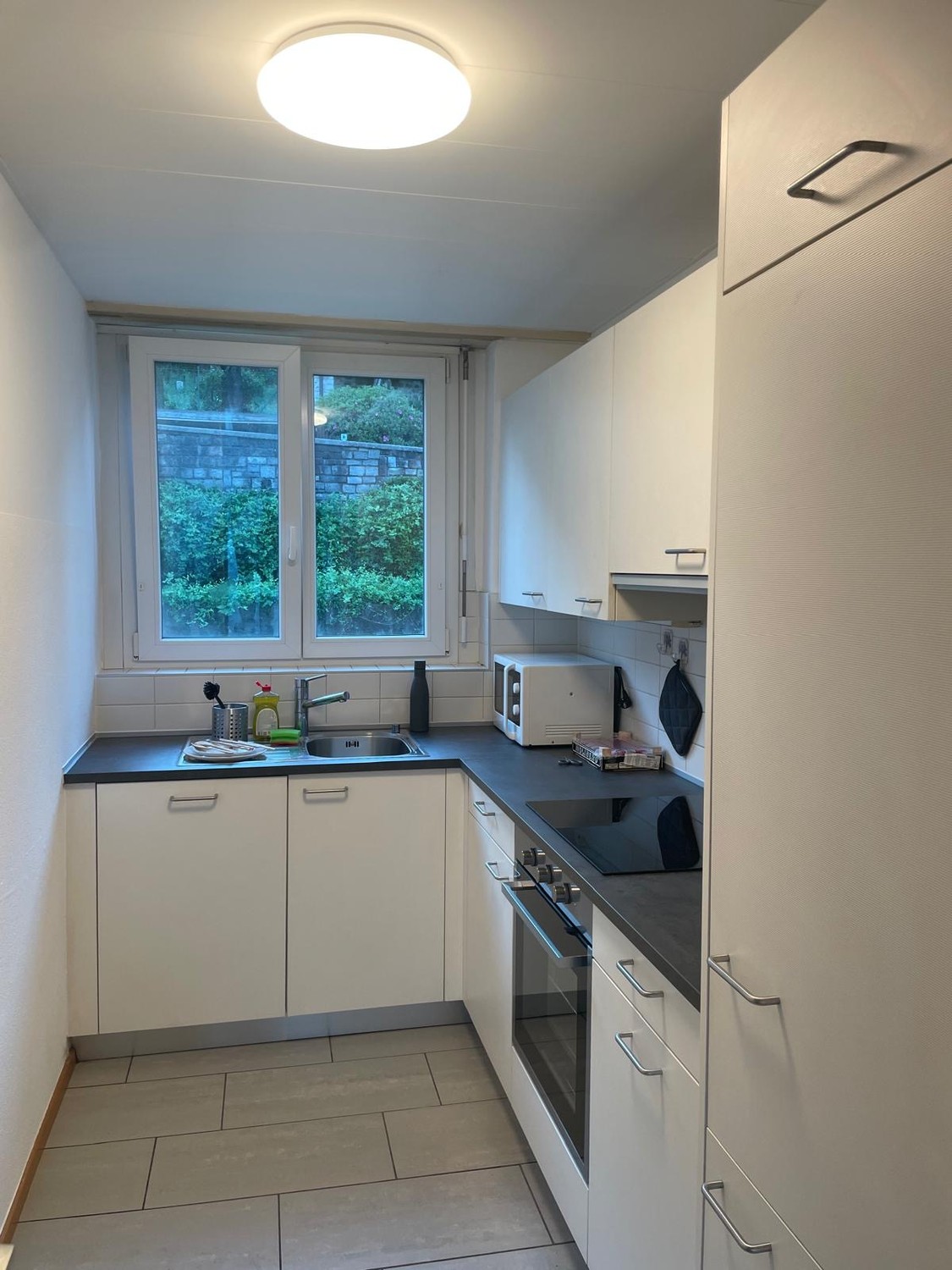 Zimmer in einer Wohngemeinschaft, Foto 1 von 3