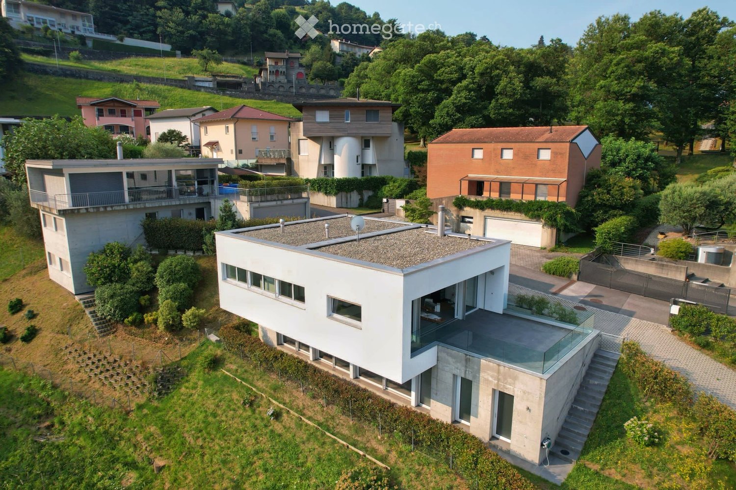 5 rooms single house