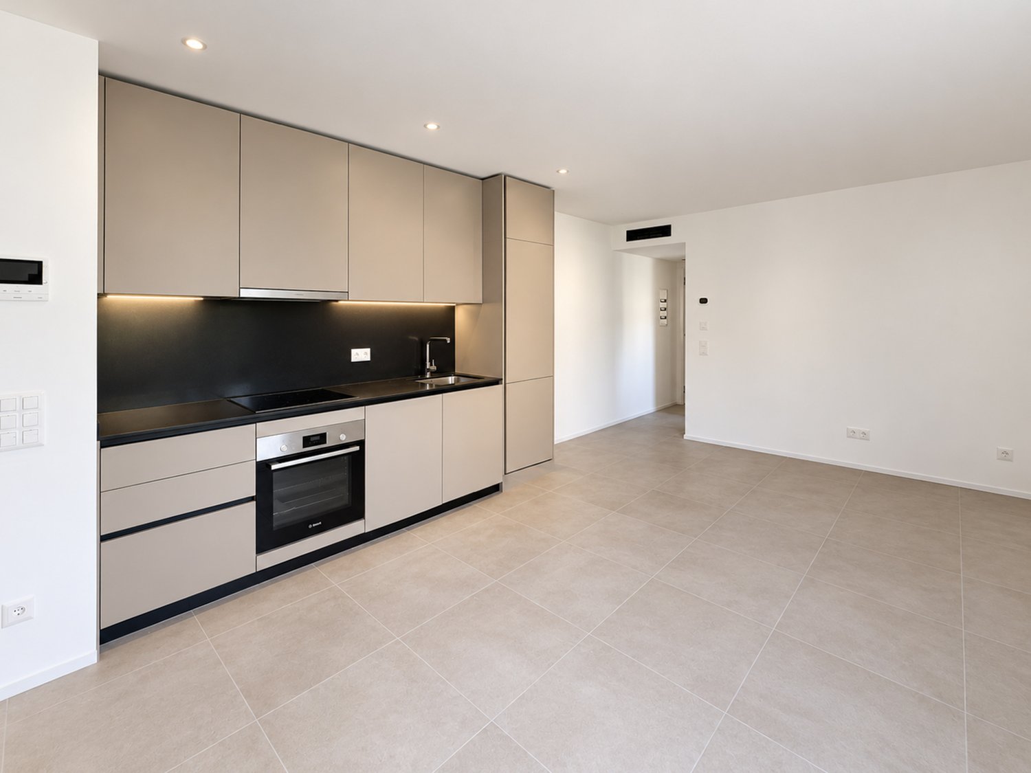2 ½ Zimmer Wohnung, Foto 3 von 10