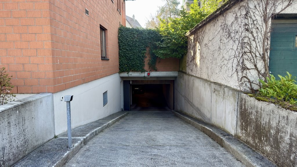 Underground slot