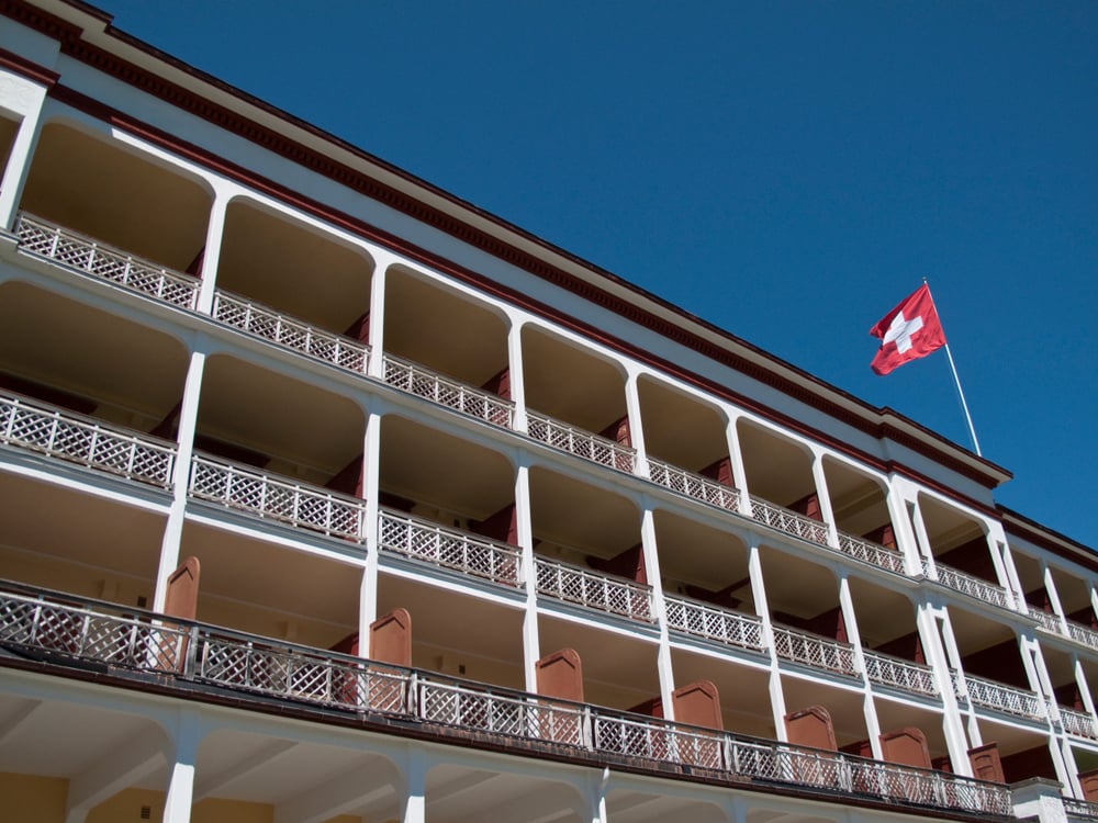800m² hotel

15 MINUTES FROM NEUCHÂTEL: HOTEL-RESTAURANT FOR SALE
Business goodwill price CHF150'000.- Rent of CHF6'000.-

Located in the Neuchâtel region, 15' from the city, within an agglomeration of 1'000 inhabitants, close to businesses and tourist sites.

Ten rooms relatively basic in terms of 