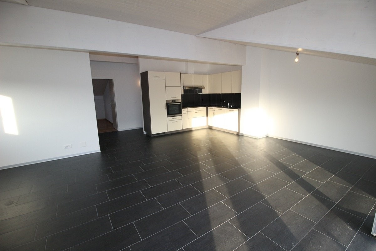 4 ½ Zimmer Wohnung, Foto 2 von 10