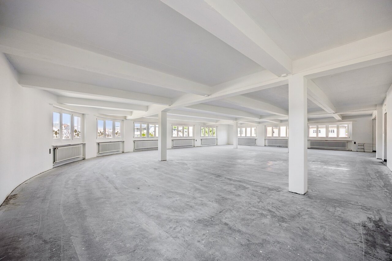 250m² commercial