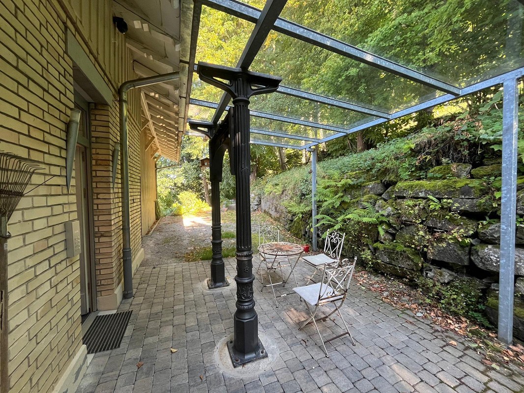 88m² commercial