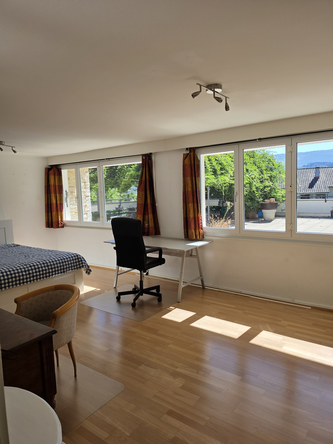 Zimmer in einer Wohngemeinschaft, Foto 2 von 8