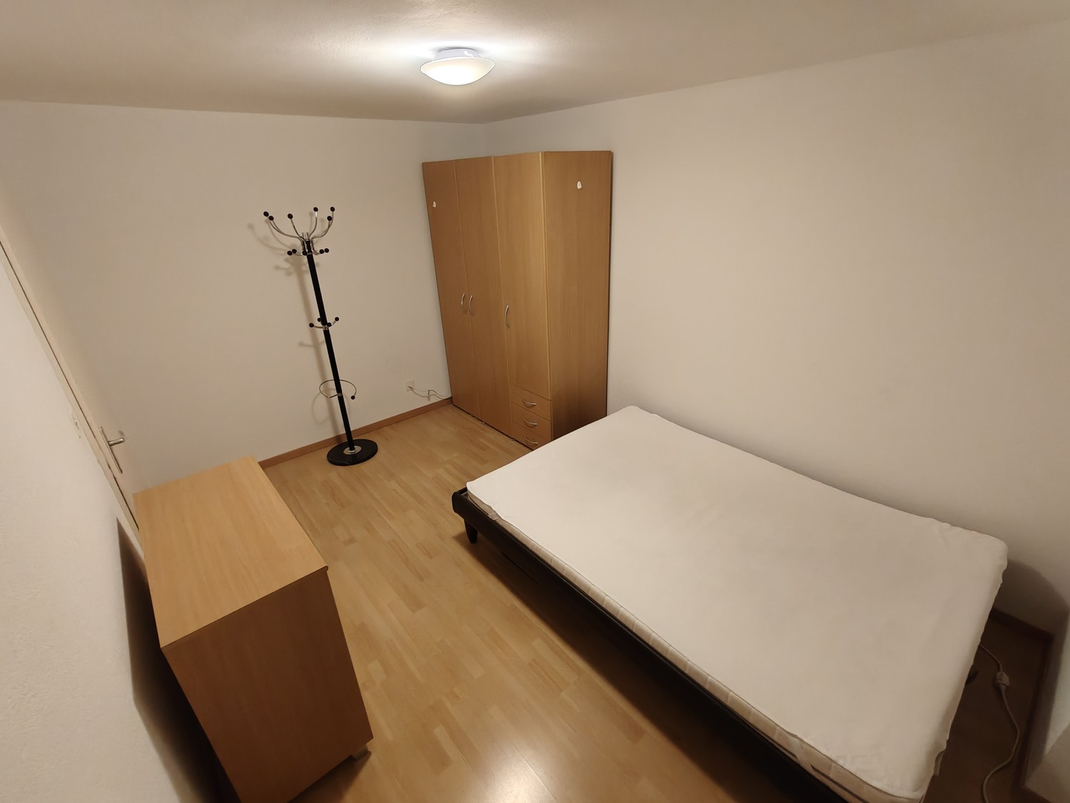 Camera in un appartamento condiviso