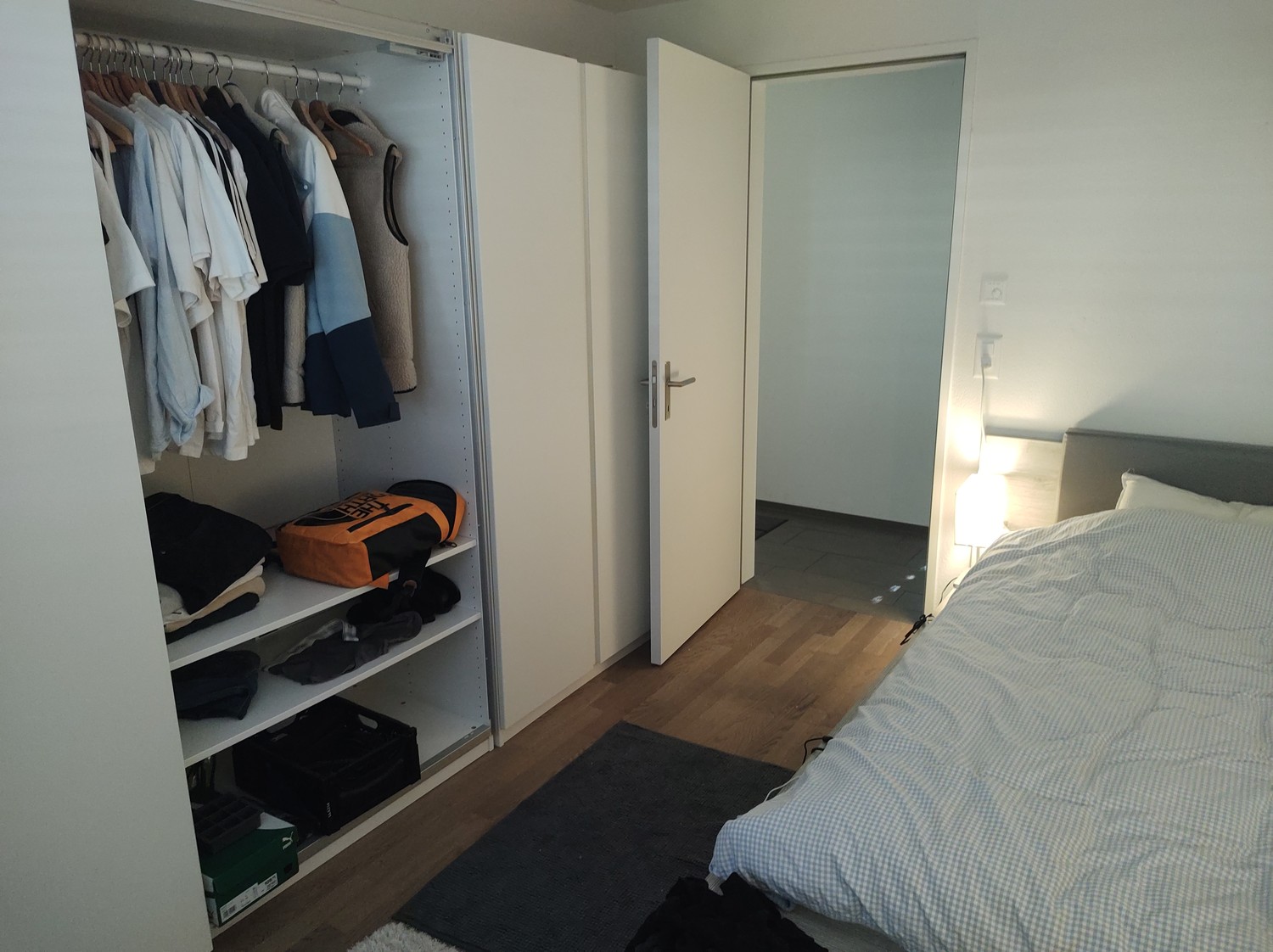 Chambre dans un appartement partagé