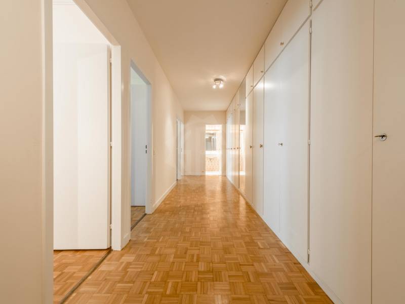 appartamento di 8 locali