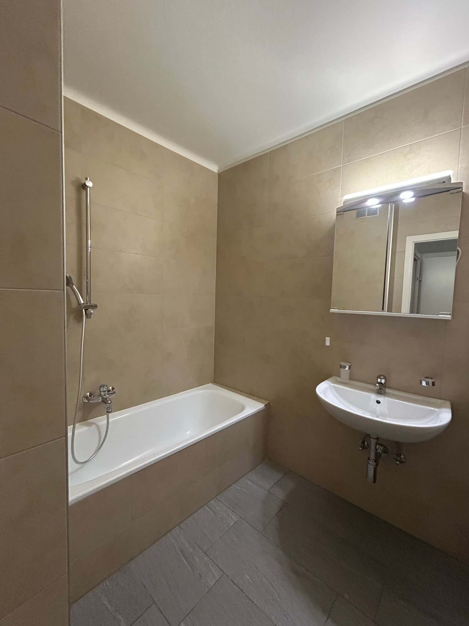 2 ½ Zimmer Wohnung, Foto 10 von 10