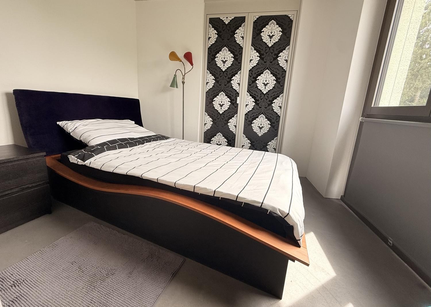 Chambre dans un appartement partagé