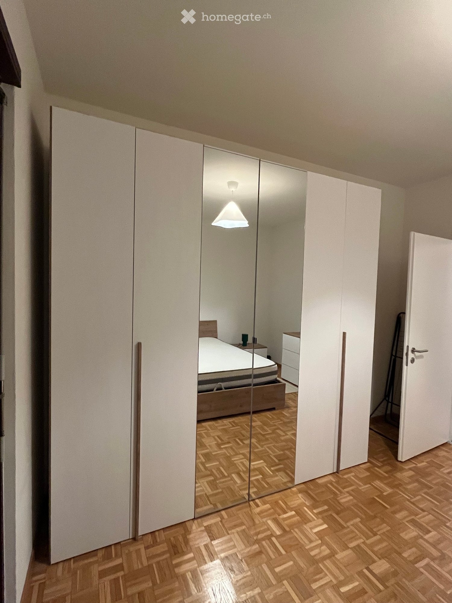 1 room single room