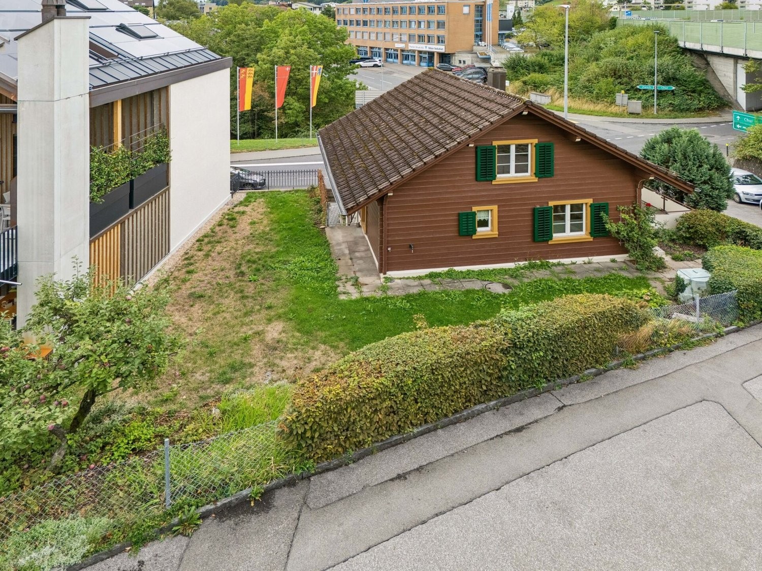 329m² building land
