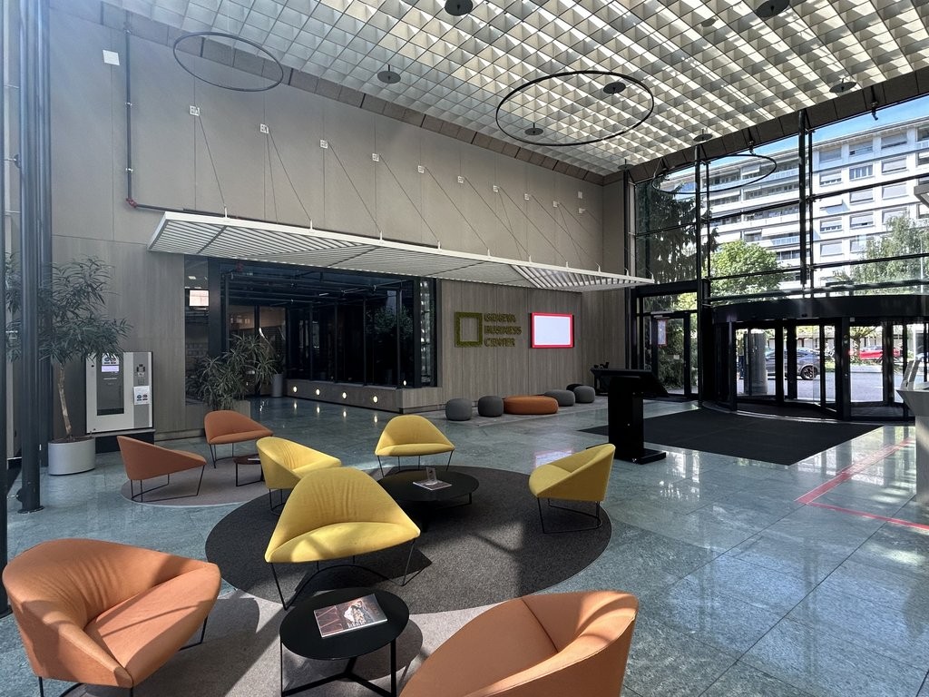 85m² office