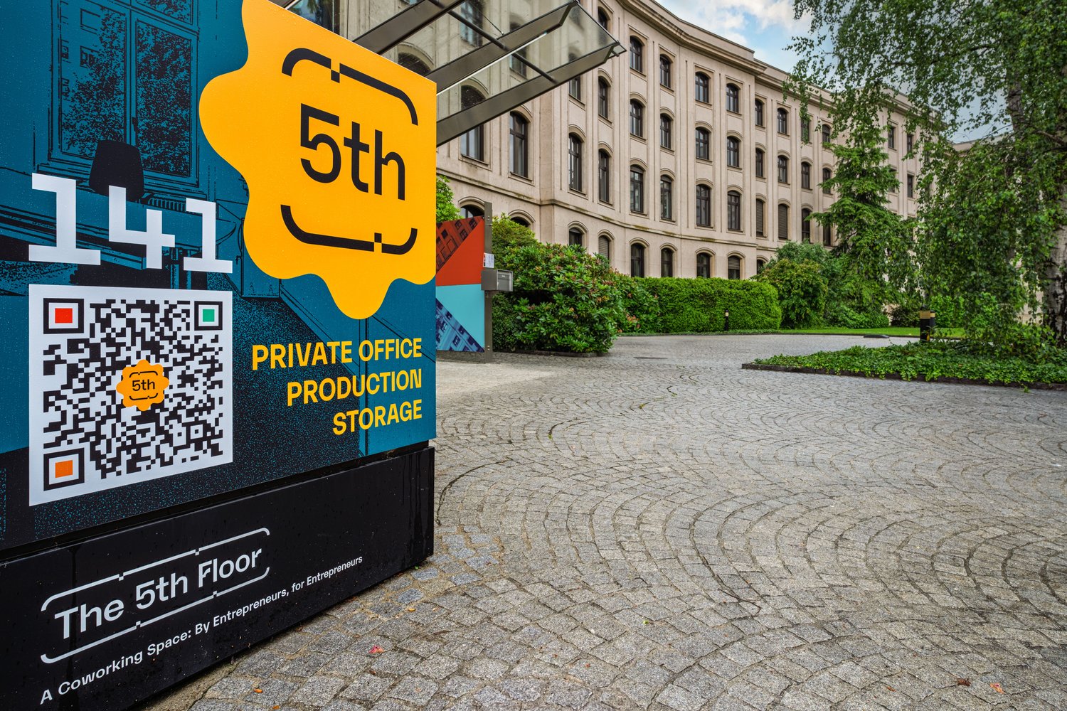 75m² office