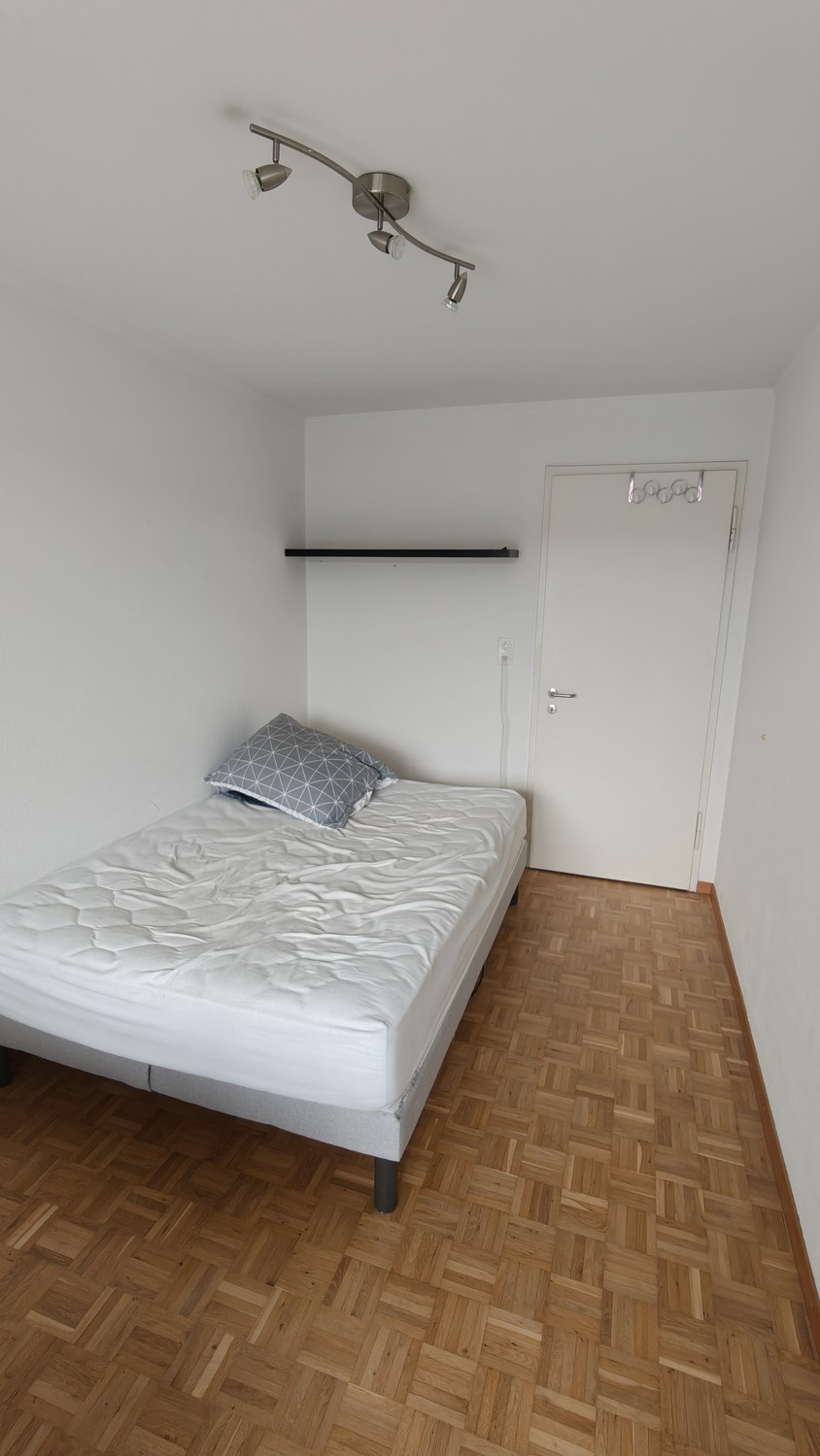 Room in a shared flat, Foto 1 von 6