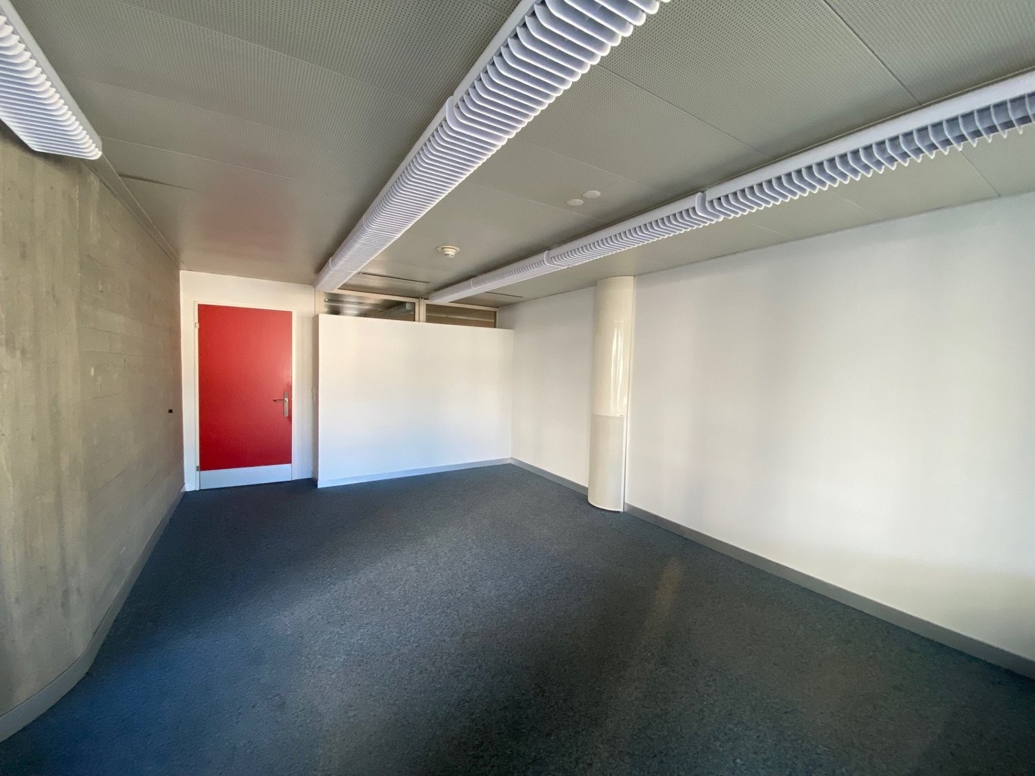 27m² office