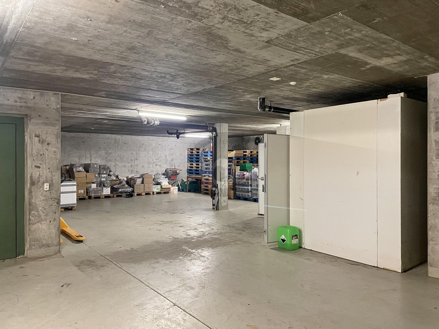 490m² storage room, Foto 4 von 4