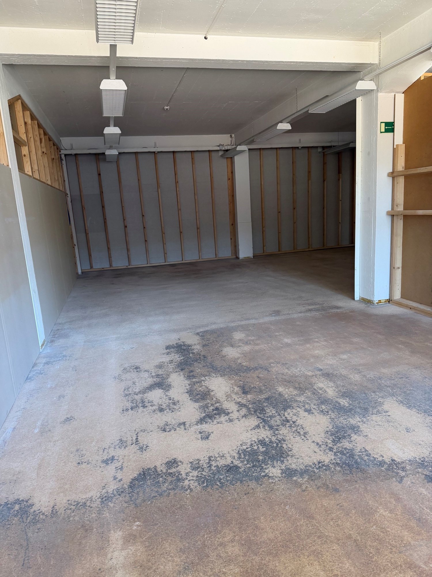 Storage room, photo 5 of 6