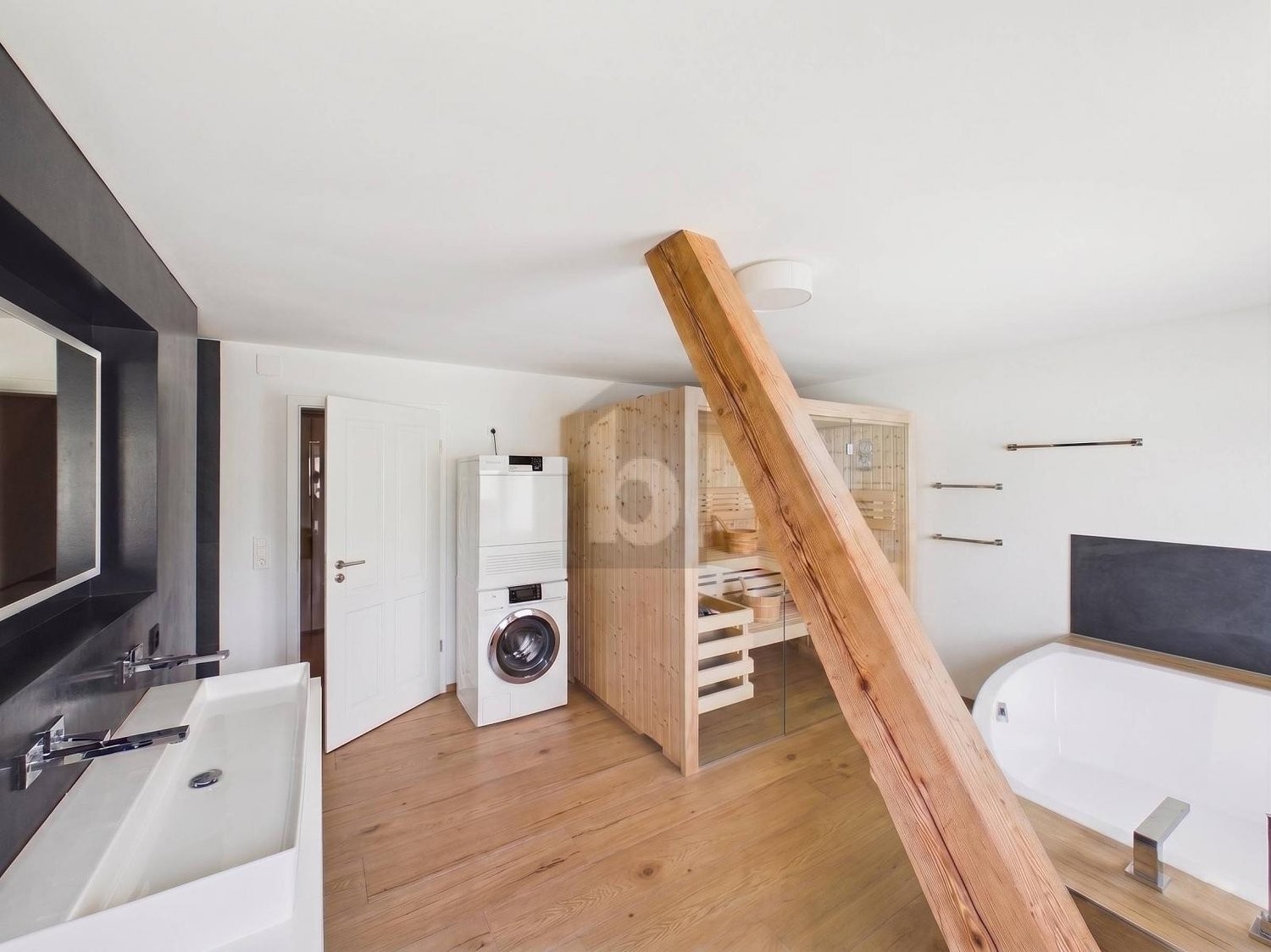 6 rooms duplex house