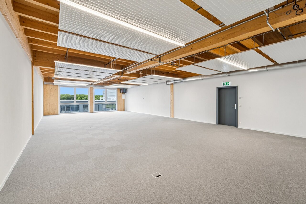 126m² Büro, Foto 3 von 10