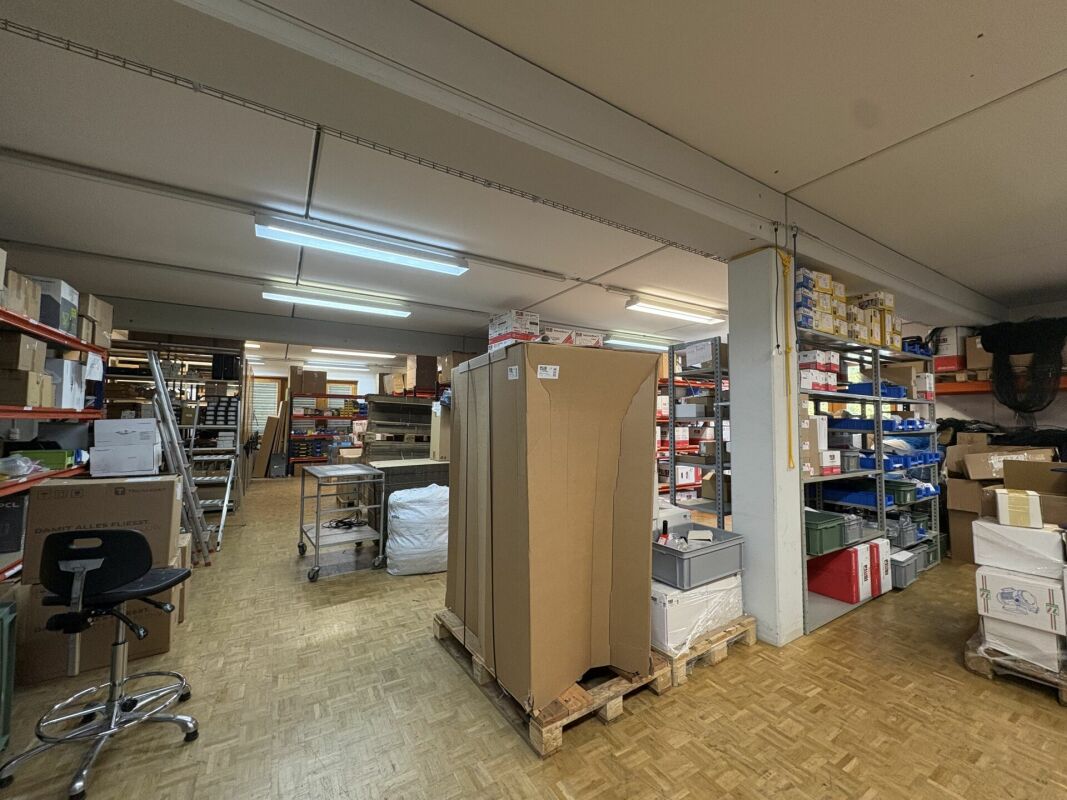 660m² commercial