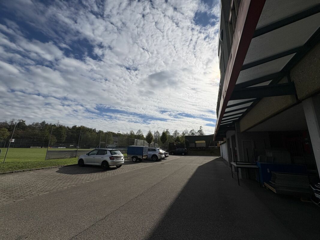 660m² commercial