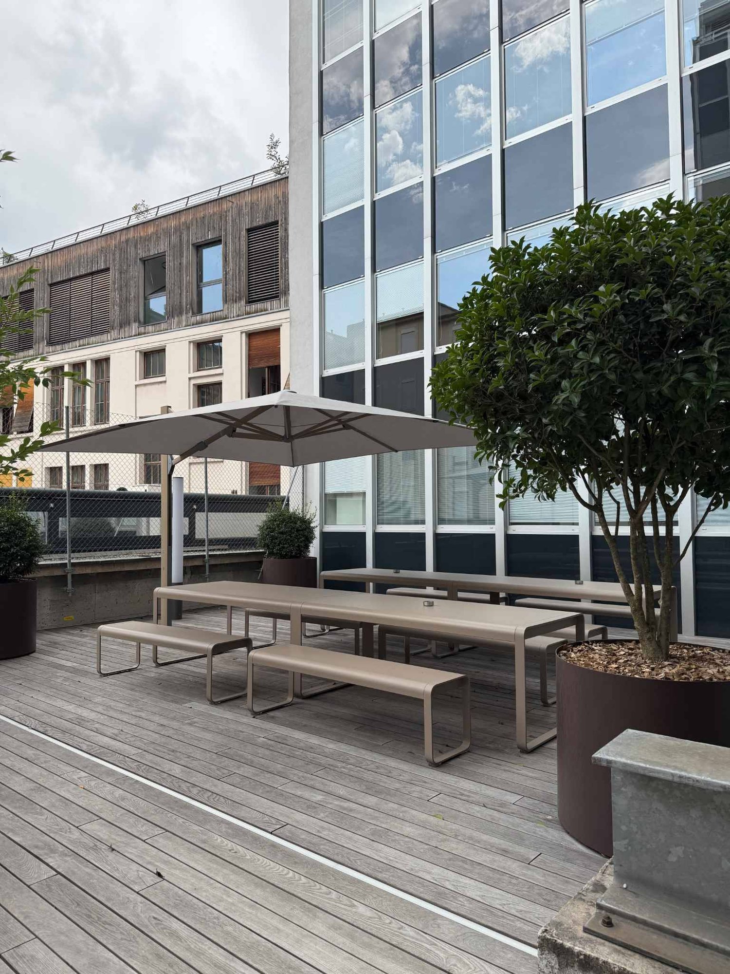 289m² Büro, Foto 5 von 9