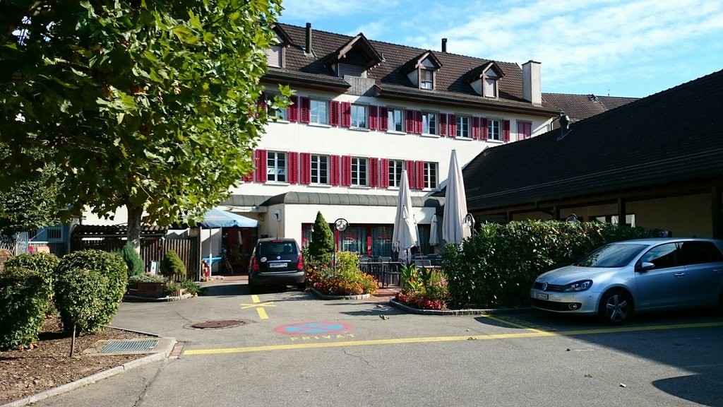 340m² shop, Foto 1 von 9