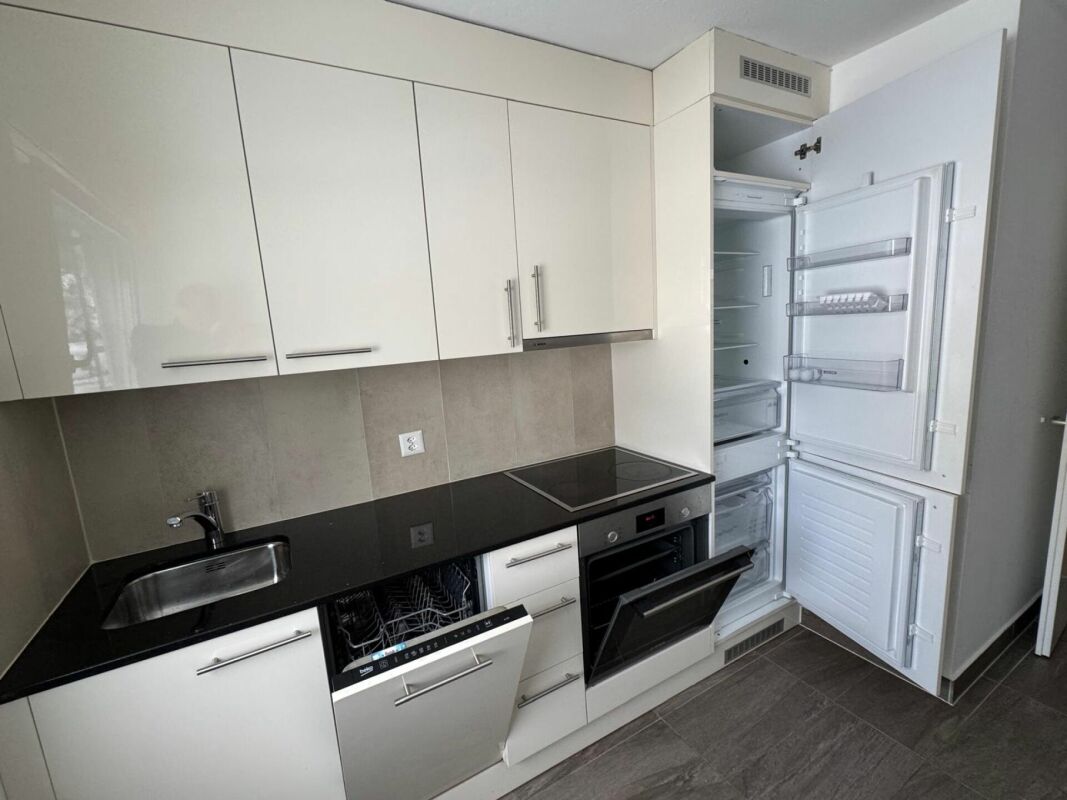 3 rooms apartment (3)