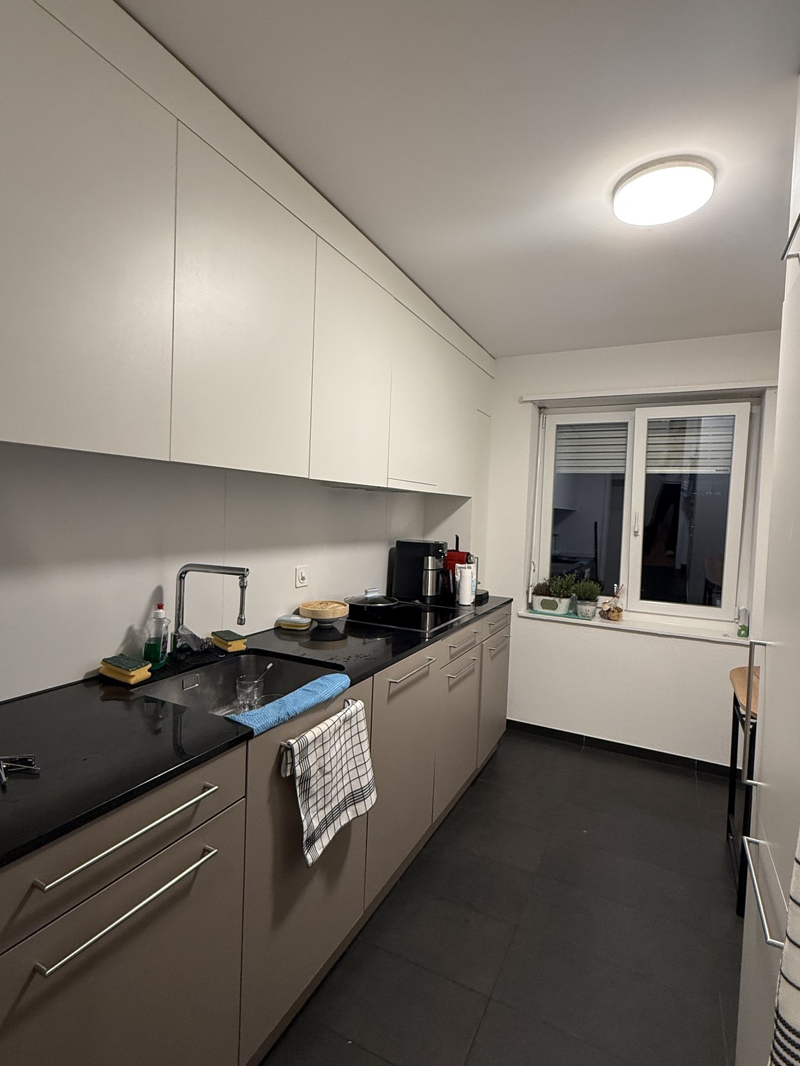 Zimmer in einer Wohngemeinschaft, Foto 3 von 3