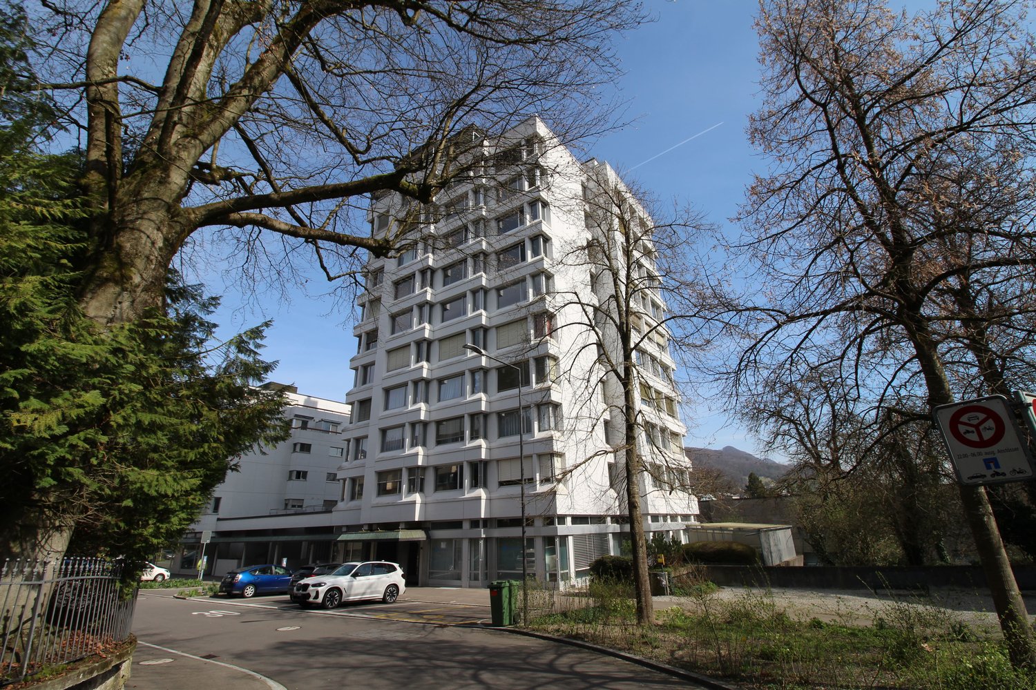 Open slot, Foto 1 von 2