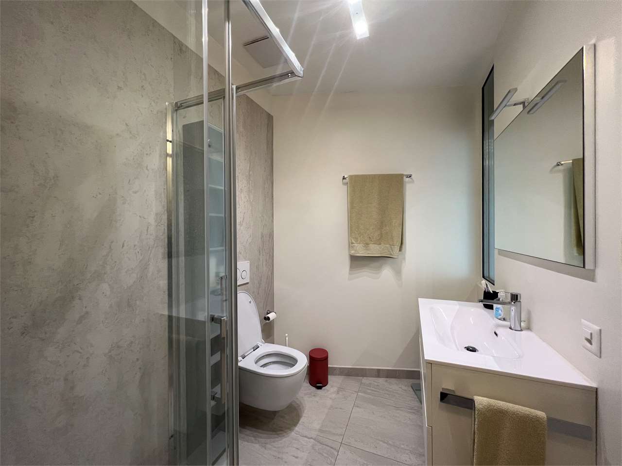2 ½ rooms furnished flat