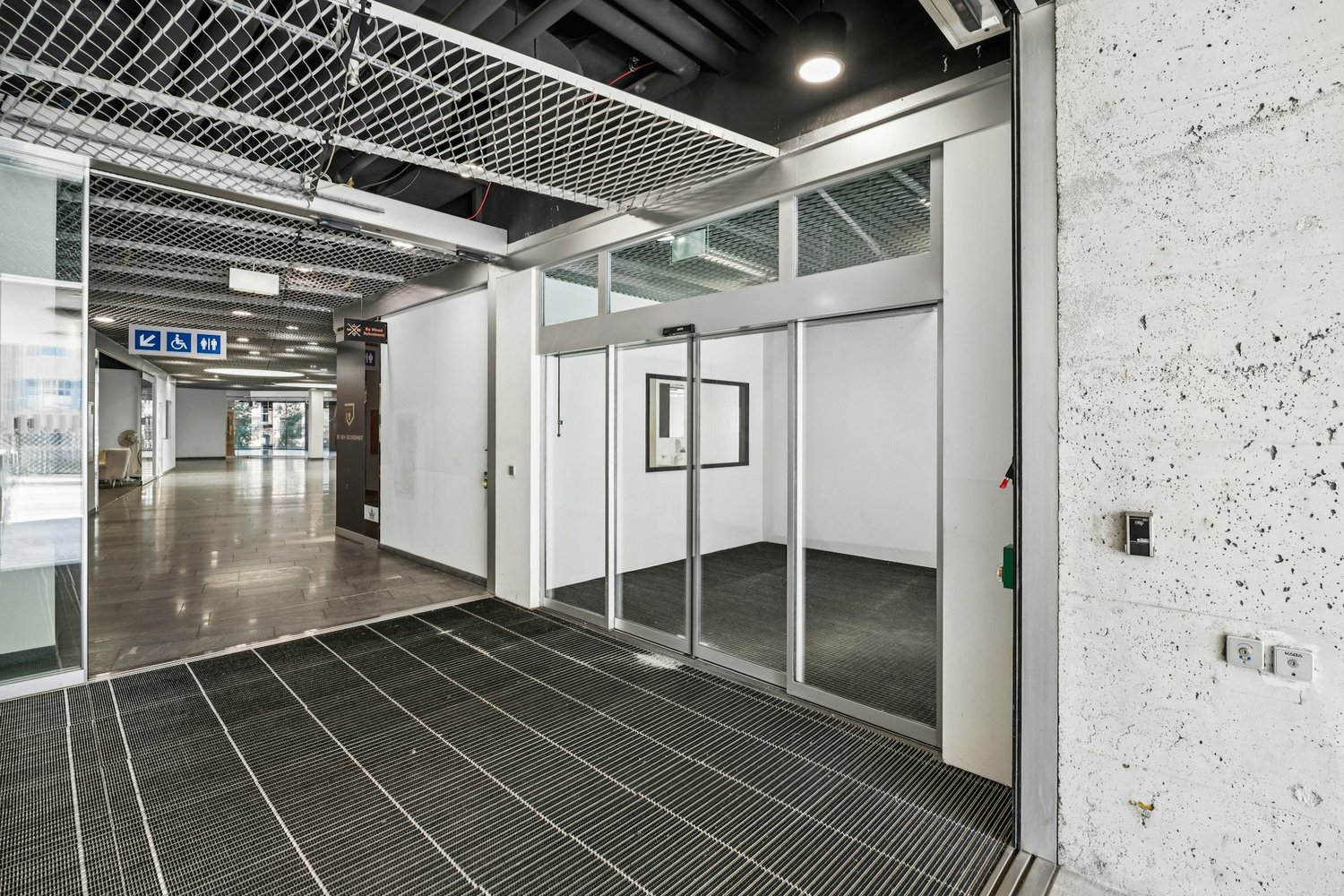 170m² commerciale