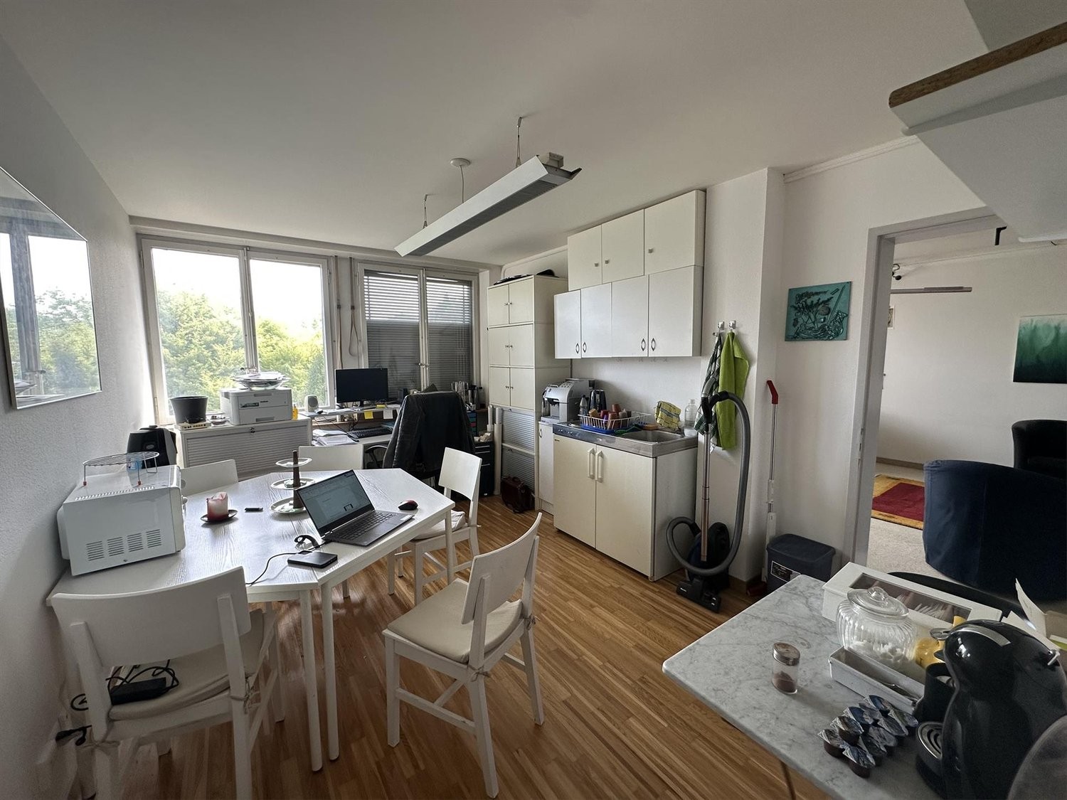 70m² office