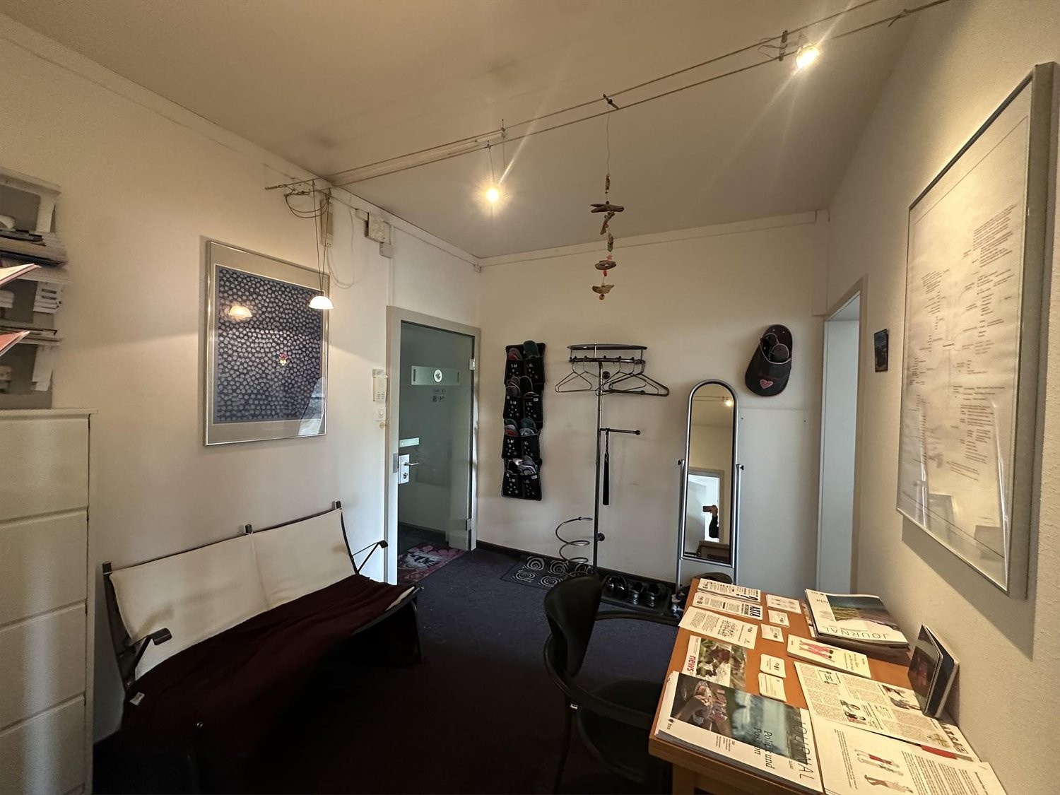 70m² office