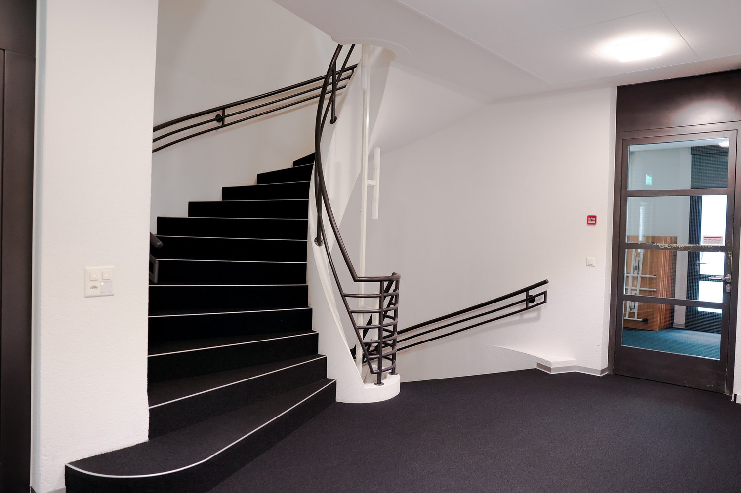 Bureau de 1586m², photo 3 sur 10