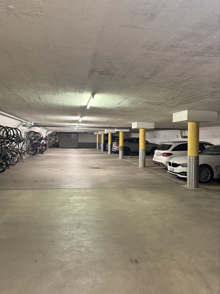 Emplacement de parking souterrain, photo 3 sur 3