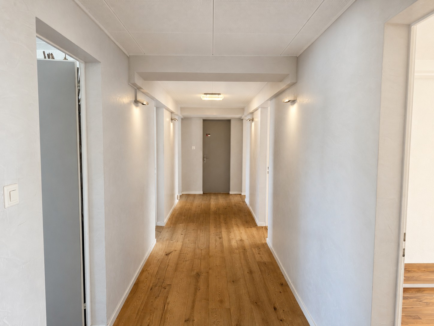174m² office, Foto 2 von 9