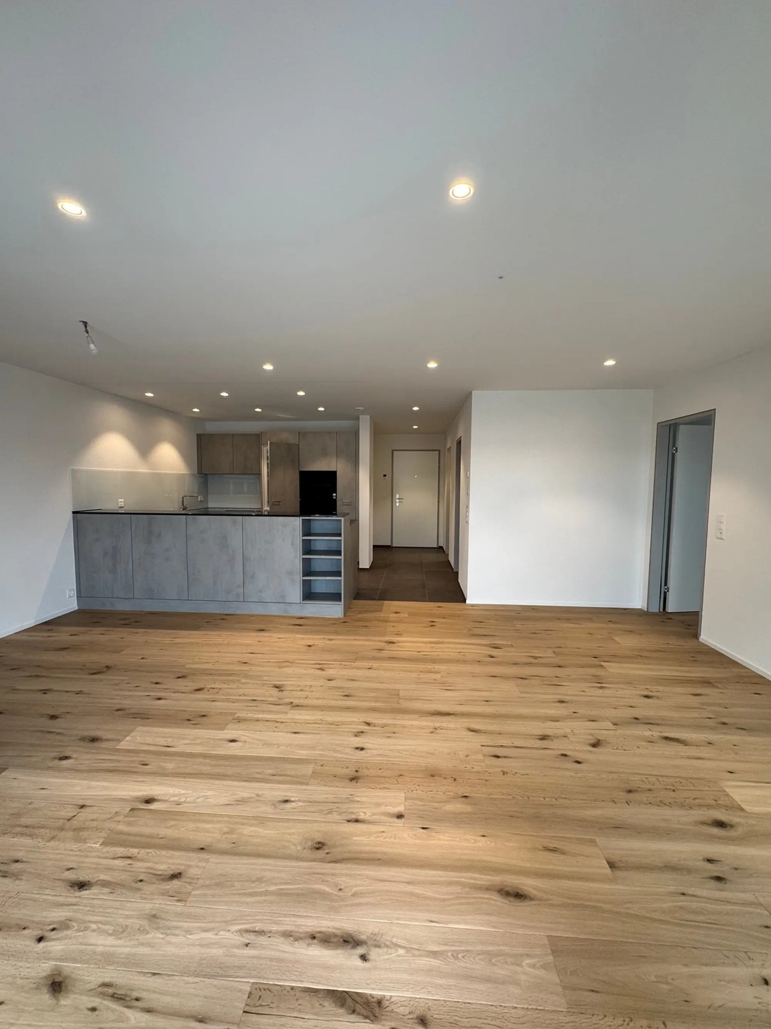 2 ½ rooms apartment, Foto 1 von 10
