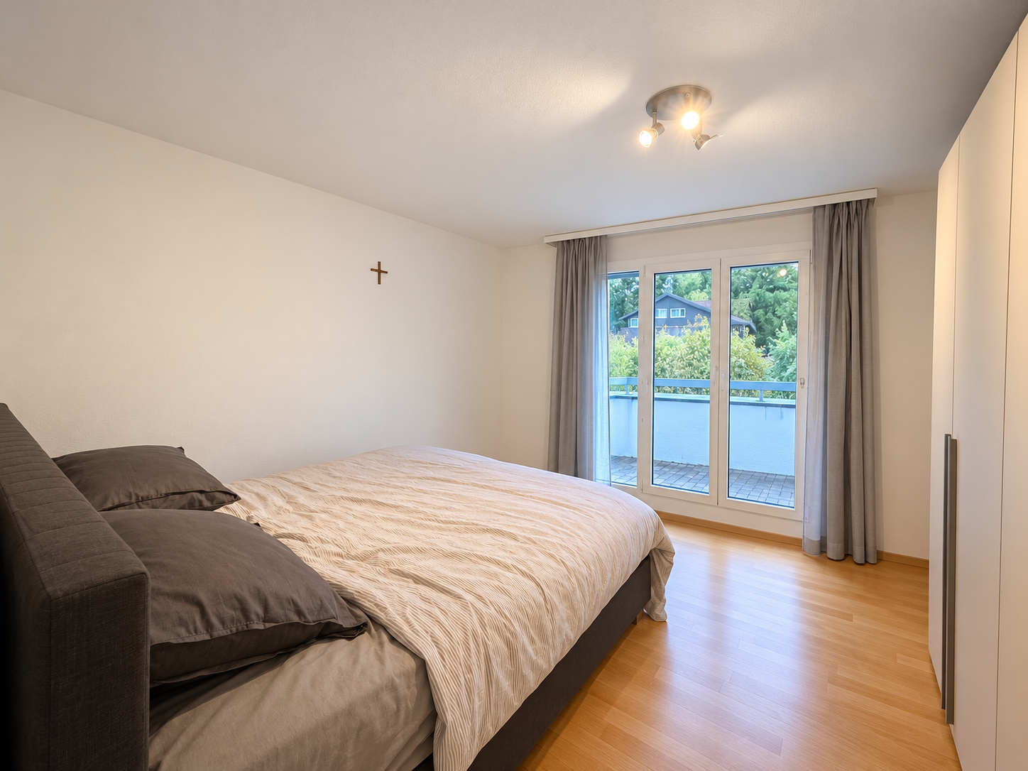 2 rooms attic flat