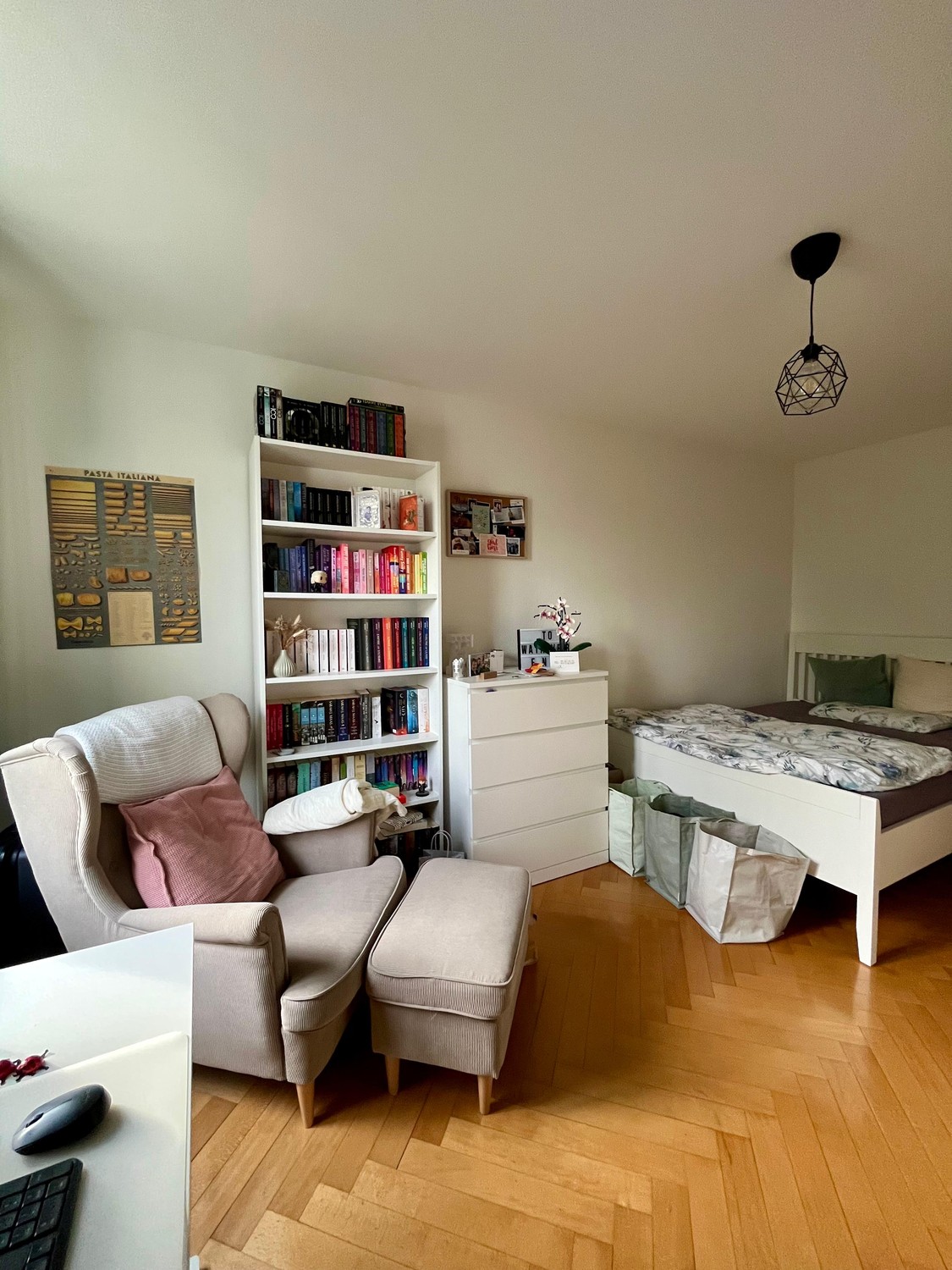 Room in a shared flat, Foto 1 von 5