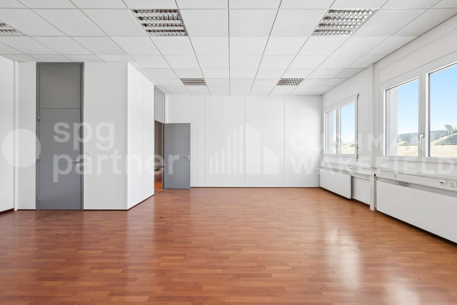 1024m² commerciale